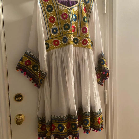 Afghani dress - Picture 4 of 6
